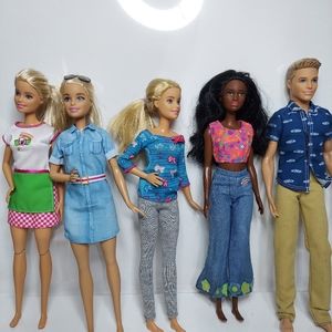 Lot of 5 Modern Barbie Dolls - 4 Barbies & 1 Ken